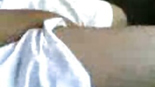பாபா ஆண் டிக் தாய் மற்றும் மகன் செக்ஸ் HD கற்பனையில் தனியாக விரல்களால் முதிர்ந்த கம்ஸ்